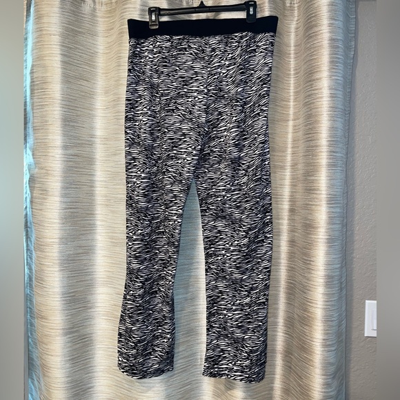 Women Just Bottoms Comfy Pants Zebra - Picture 10 of 11